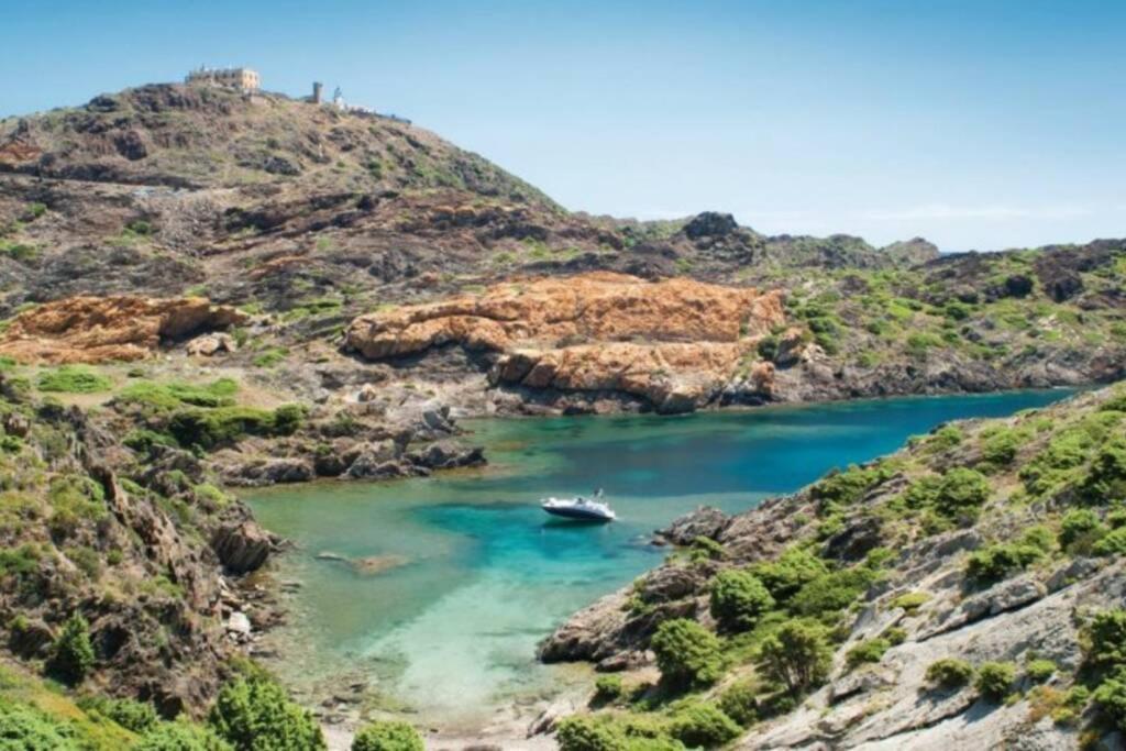 Pequeno Y Acogedor En El Centro De Cadaques Appartement Buitenkant foto